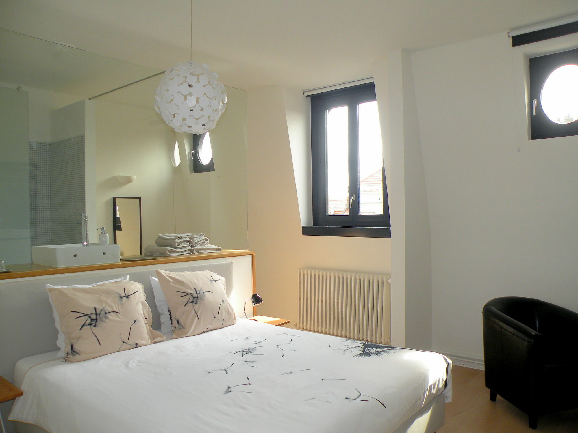 B&B Living In Brusel, Urban B&B Etterbeek ภายนอก รูปภาพ